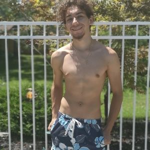 Meet your Posher, Antonio